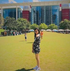 Meet your Posher, Duyen